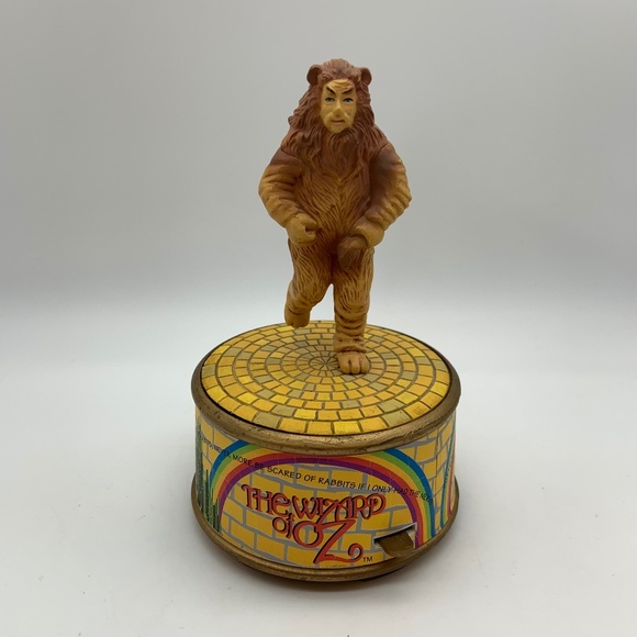 Vintage Enesco The Wizard of Oz Cowardly Lion Music Box NOT Working - Picture 1 of 10